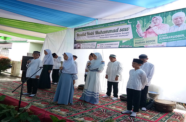 Persiapan acara Maulid Nabi Muhammad SAW Masjid Baitul Hamid